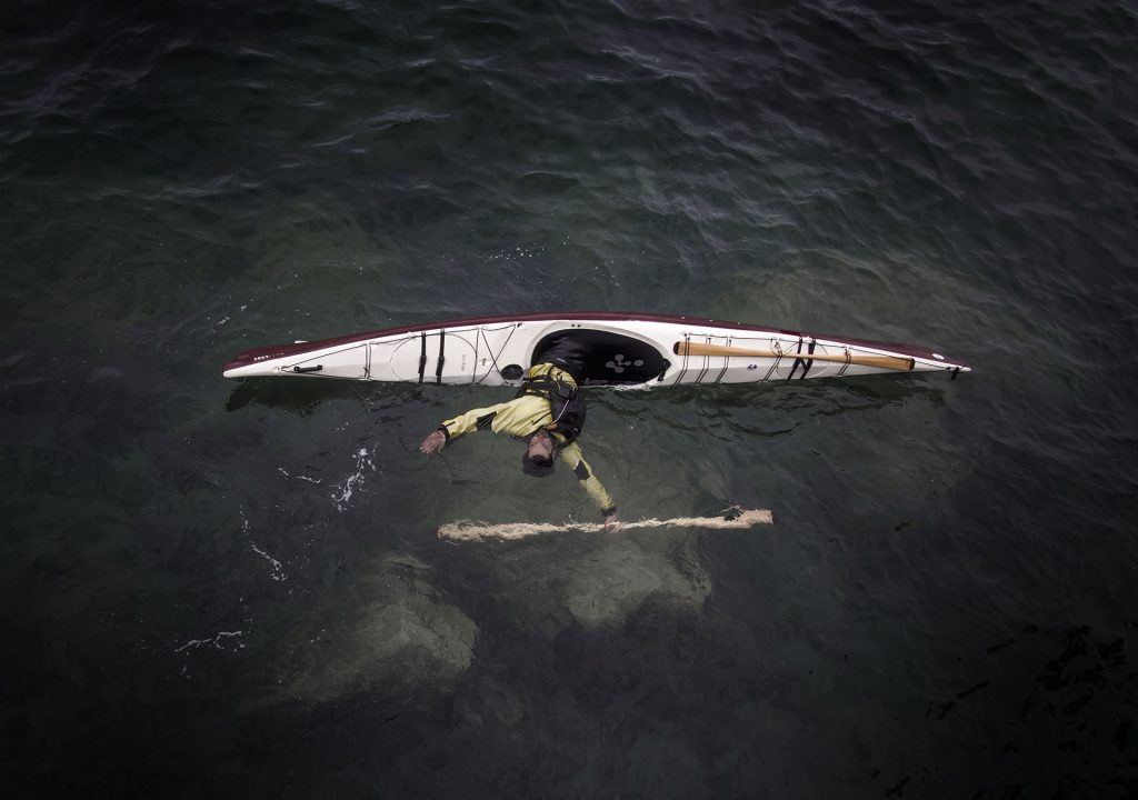 balance brace kayak